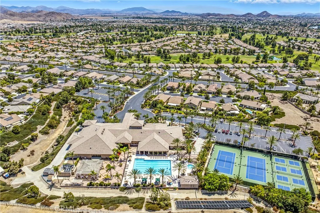 28918 Lake Fork Drive, Menifee, California 92584 home-pic-37